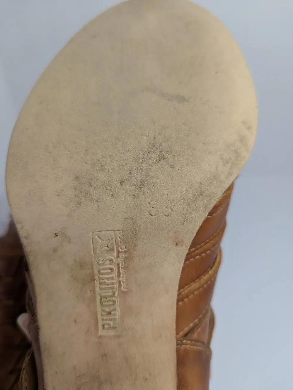 Pikolinos amber tan distressed leather closed toe sandals heels women 38 EU 8 US